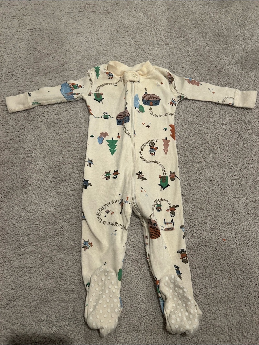 Hanna Andersson Cream Footed One-Piece Pajamas with Woodland Print 3-6 months - Picture 1 of 7